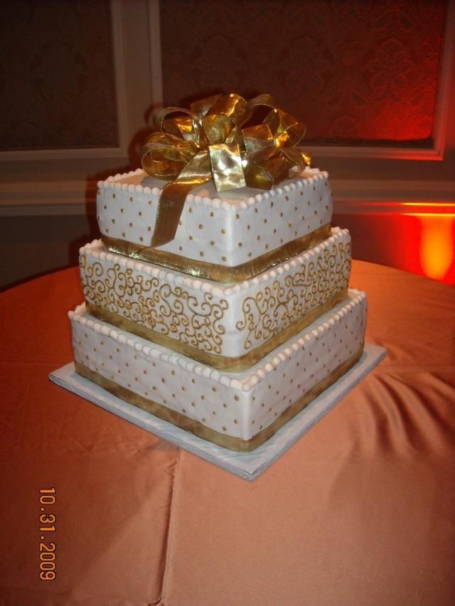 Gold Wedding Cakes