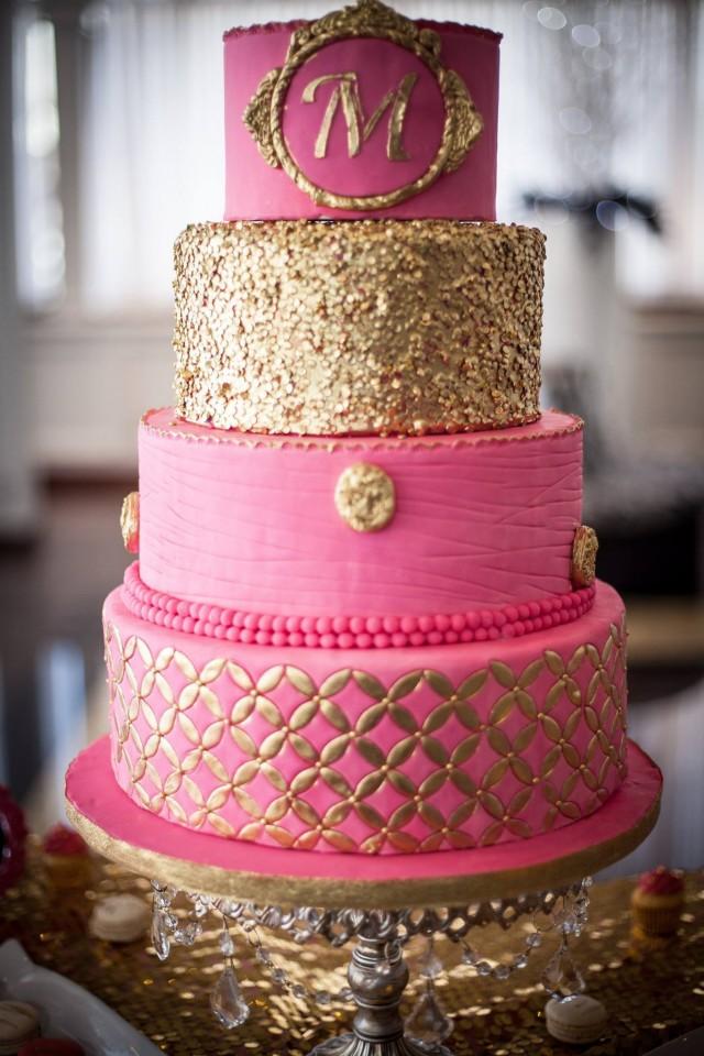 wedding photo - Pink  & gold wedding cake