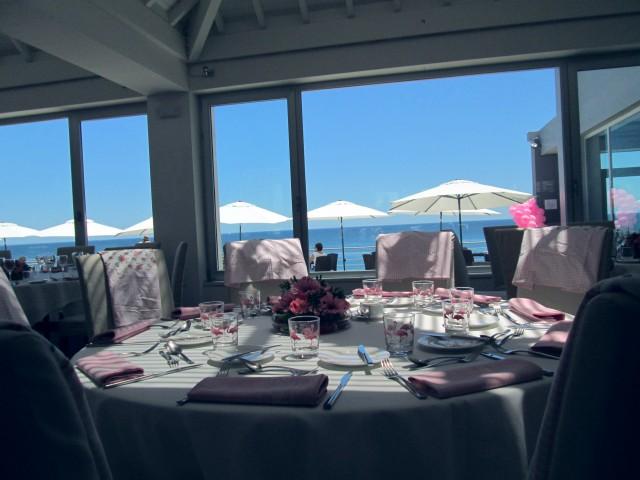 wedding photo - Salones para disfrutar de tu banquete de bodas frente al mar
