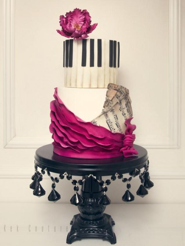 wedding photo - Piano Cake