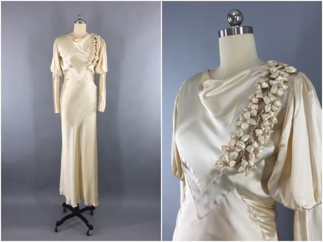 wedding photo - Vintage 1930s Wedding Dress / 30s Bias Cut Dress / 1930 Art Deco / Ivory Champagne Satin Gown