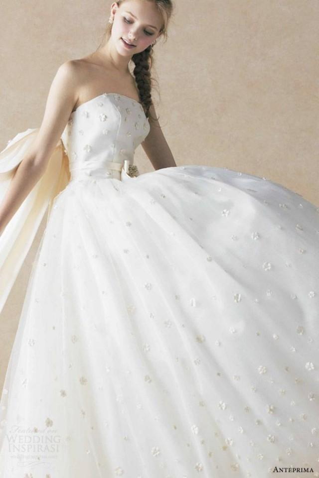 wedding photo - 〔デザイン・モチーフ別＊〕アンテプリマの純白ウエディングドレスにきゅん♡