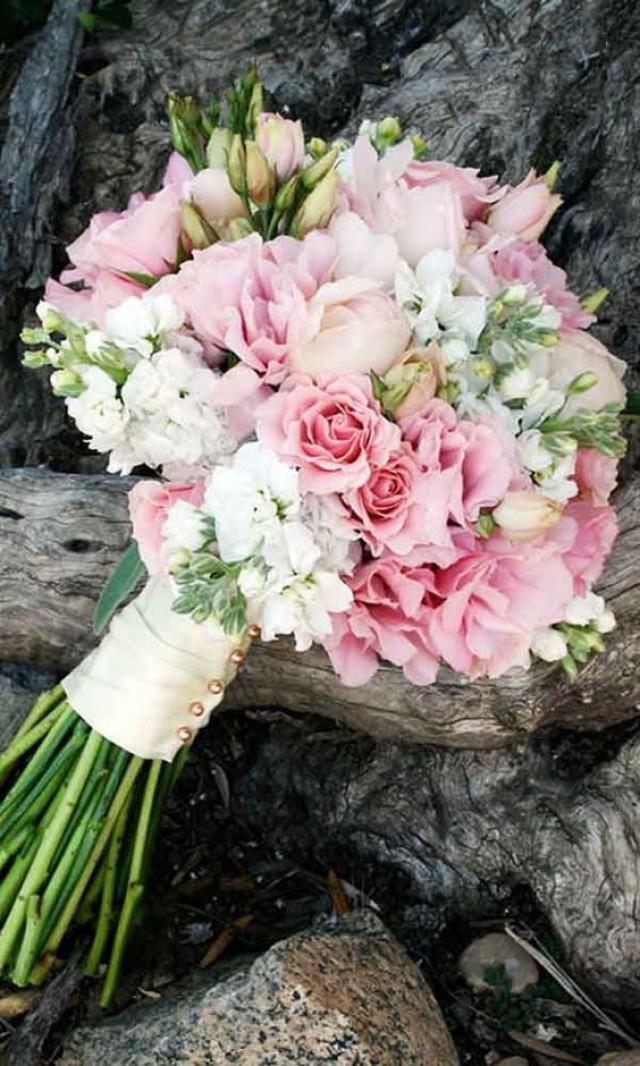 100 Romantic Spring & Summer Wedding Bouquets
