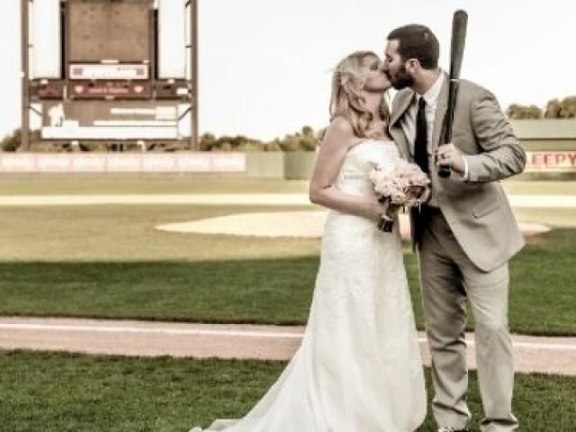 8 Ways To Plan A Baseball Theme Wedding...