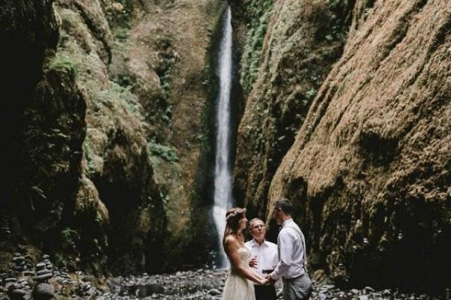 Intimate Barefoot Elopement In The Columbia River Gorge