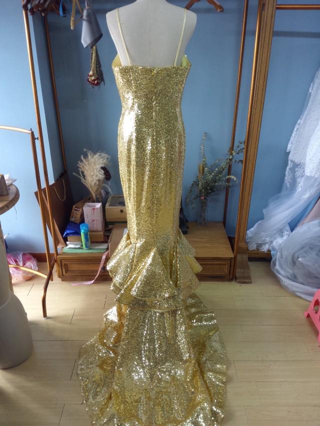 wedding photo - Aliexpress.com : Buy Spaghetti Straps V Neck Court Train Gold Sequin Mermaid Prom Dress Formal Occasion Dress from Reliable dresse suppliers on Gama Wedding Dress