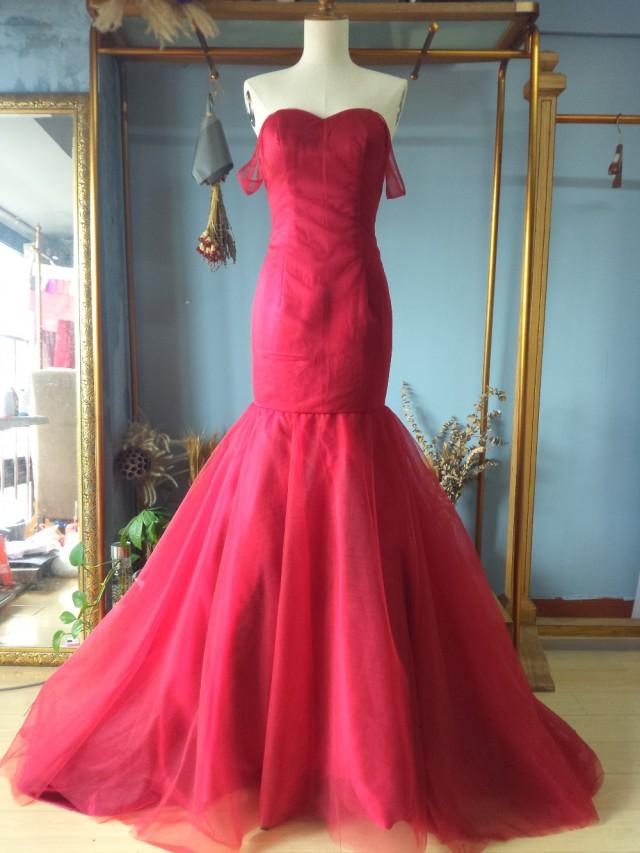 wedding photo - Aliexpress.com : Buy Sweetheart Off Shouldr Dark Red Tulle Mermaid Prom Dresses Formal Occasion Gown from Reliable dresse suppliers on Gama Wedding Dress