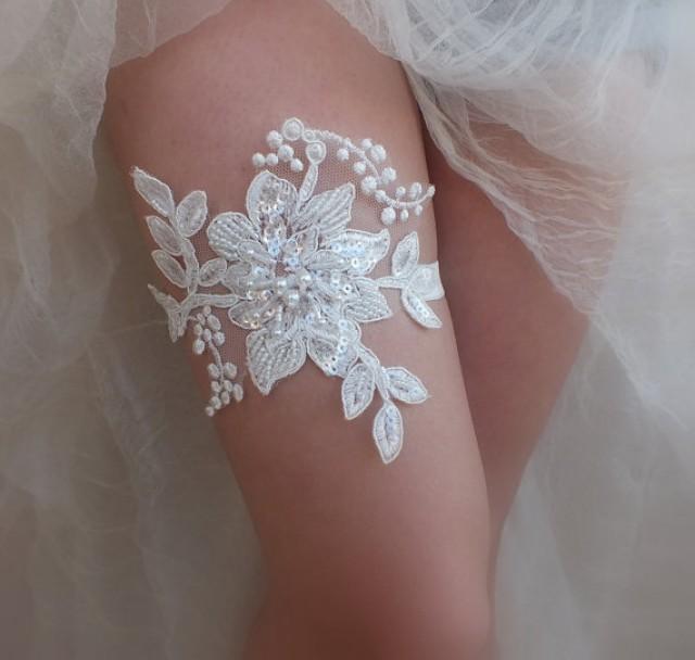 wedding photo - free ship ivory lace garter , bridal garter, floral garter, garter, floral garter, toss garter, wedding garter