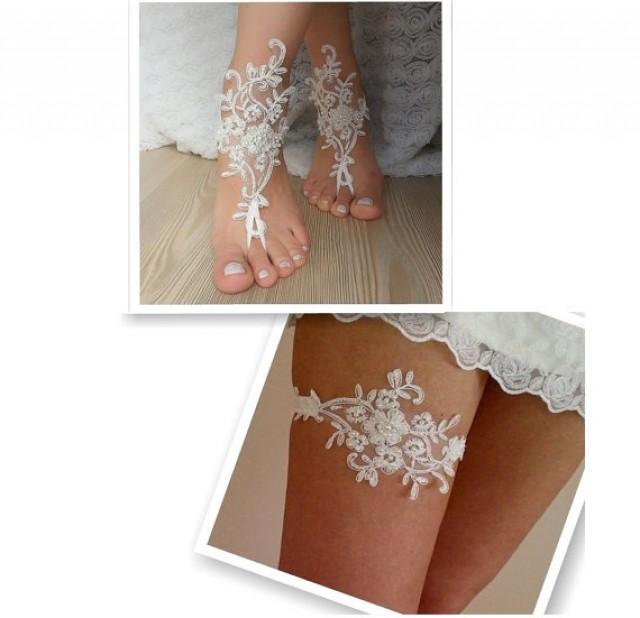 wedding photo - Barefoot and garter set FREE SHIP embroidered sandals ivory and white french lace sandals wedding set sexy rustic bohemian accessories