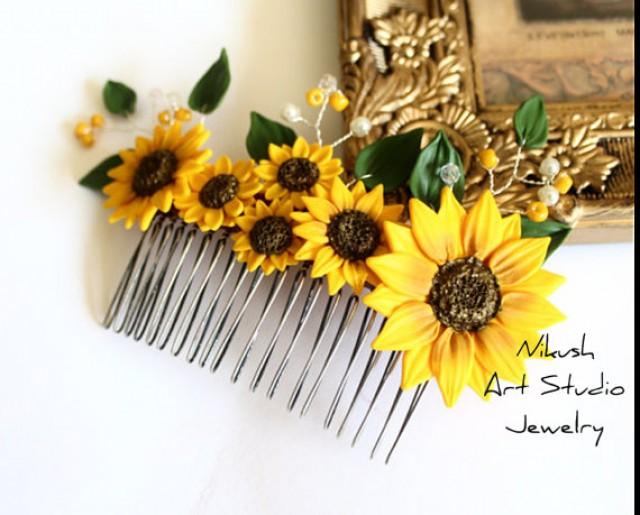 wedding photo - Sunflower Hair Comb, Sunflower Wedding, Large Sunflower Hair Comb, Bridesmaids Gift, Yellow Wedding, Woodland Wedding, Yellow Sunflower