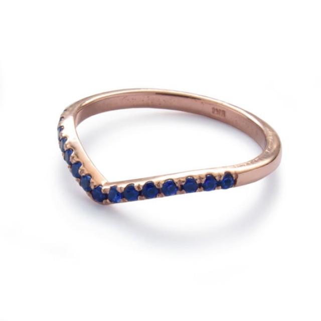 wedding photo - Heart shape blue gemstone infinity ring, Blue Corundum Gold band, 14K Rose Gold wedding ring, Vintage engagement ring, Rose Gold Blue band