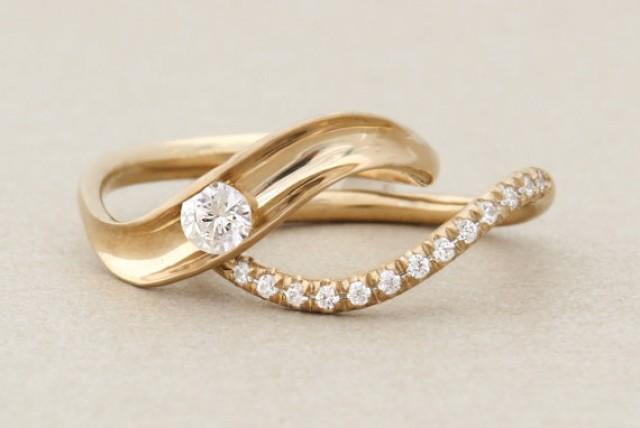 wedding photo - Unique Rose gold Bridal set - Rose gold Diamond engagement ring, Matching engagement ring and wedding band, Engagement and wedding ring set.