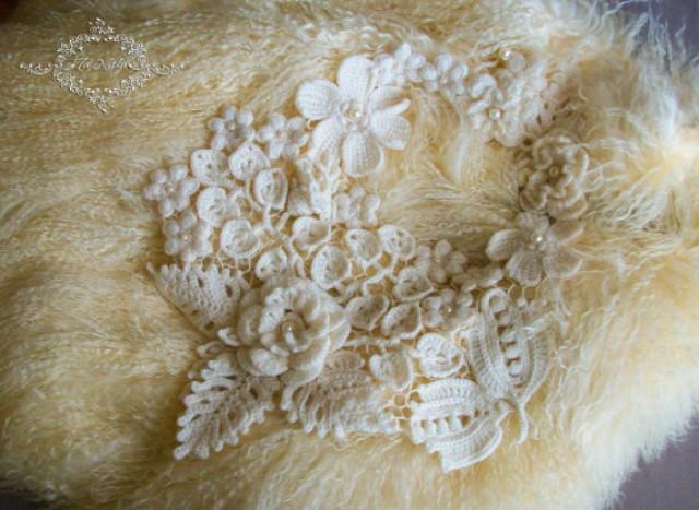 wedding photo - Necklace Flowers Irish Lace Crocheted Collar Wedding Accessories Bib Knitted Jewelry Free shipping