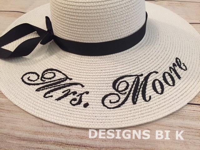 Floppy straw hat, Floppy beach hat, Personalized floppy hat, Monogrammed Bride hat, Bridesmaid monogram floppy hat, Bridal Shower Gift