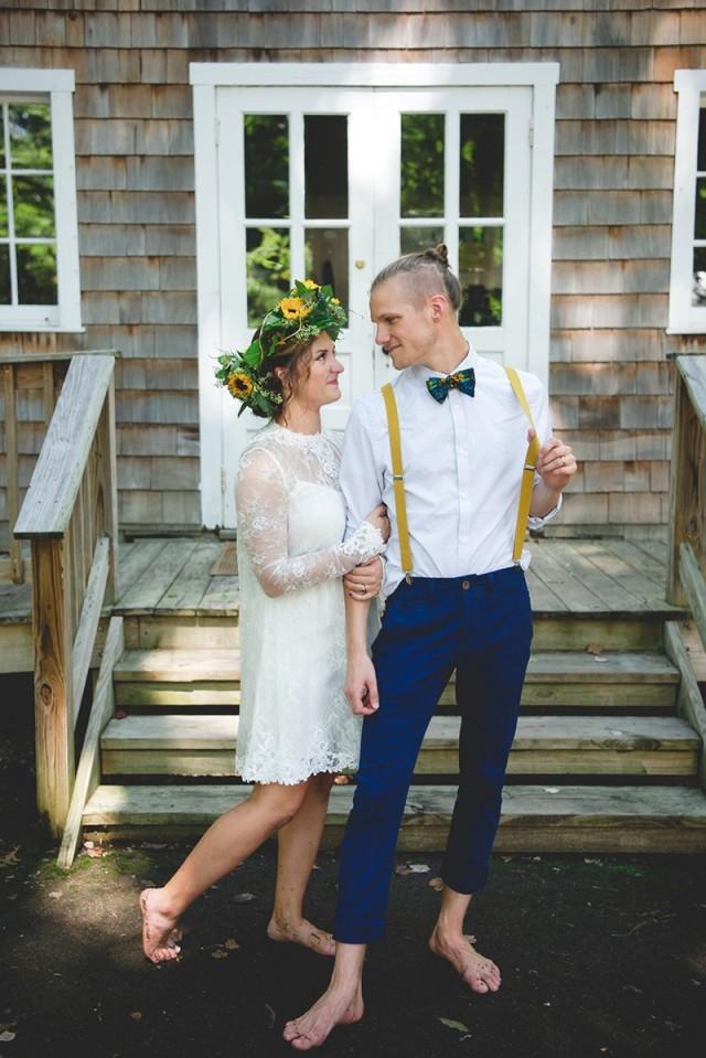 A Barefoot Travel Themed Summer Camp Wedding With Breakfast