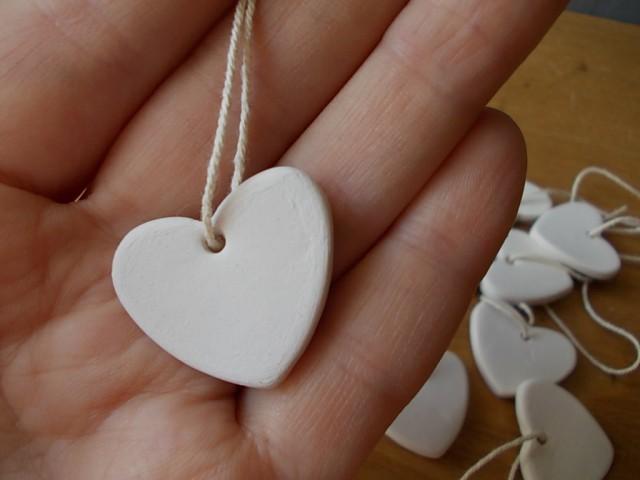 10 Ceramic Hearts / Gift Tags / Wedding FAVORS / Birthday Favors / HEART Chimes / Ornament / White Heart / Thankyou Gift / Shower favor