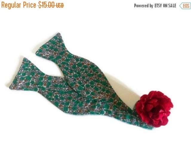 wedding photo - SALE 25% OFF green bow tie floral green self tie bowtie men's bow ties gift for husband wedding engagement gift for daddy groom hunter green