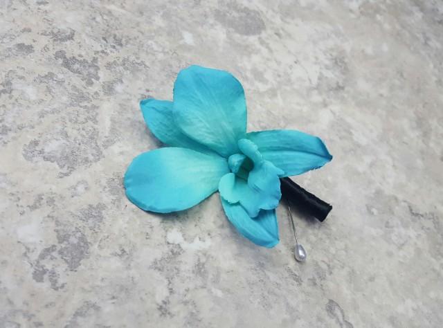 Teal Singapore Galaxy Dendrobium Orchid Boutonnieres & BOX