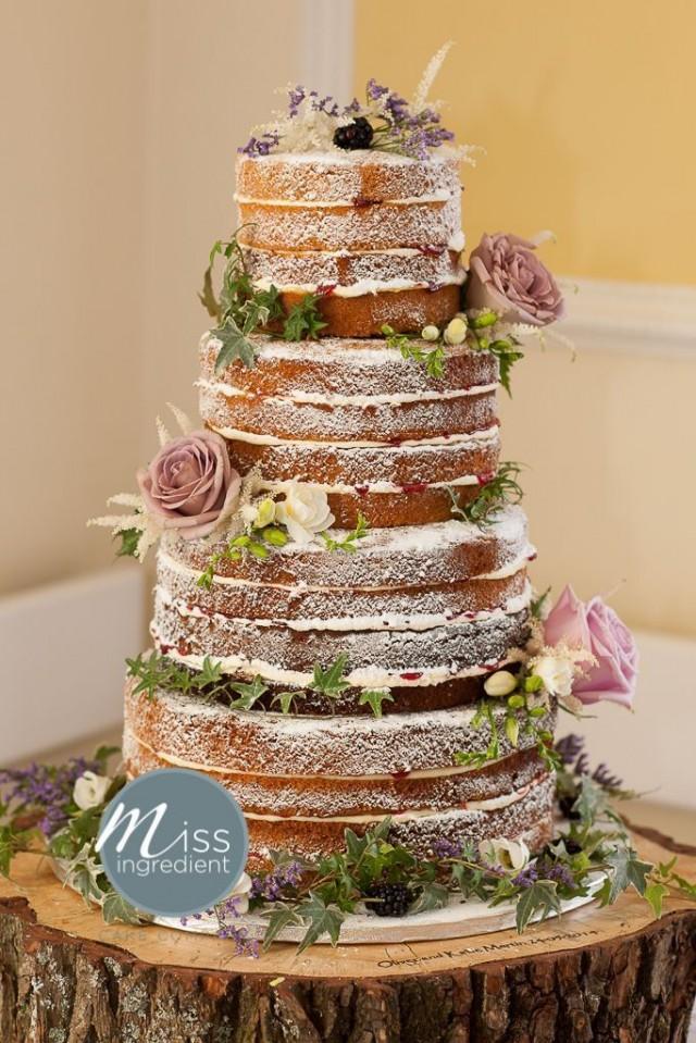 wedding photo - Delicious Naked Cake