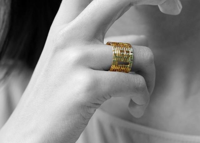 wedding photo - 18k Solid Gold Personalized Ring with Double Happiness motifs, Wedding Rings, Custom Jewelry, 3d printed ring, Vulcan Jewelry