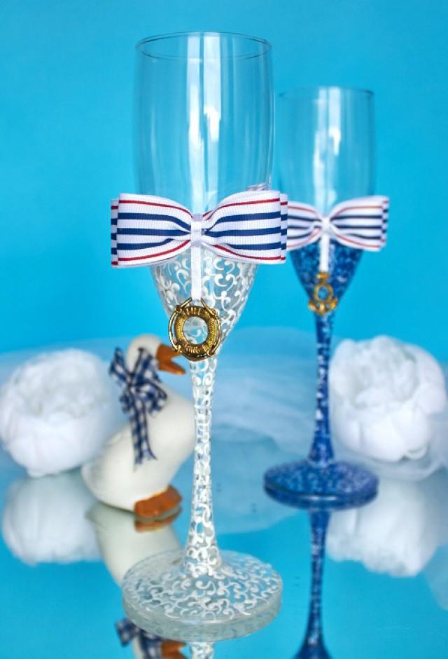 Nautical wedding glasses, Anchor favor champagne flutes, Bride and groom toasting glasses, Beach wedding glasses, Nautical decor Sea wedding