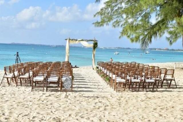 BEAUTIFUL BOHO-CHIC GRAND CAYMAN BEACH WEDDING