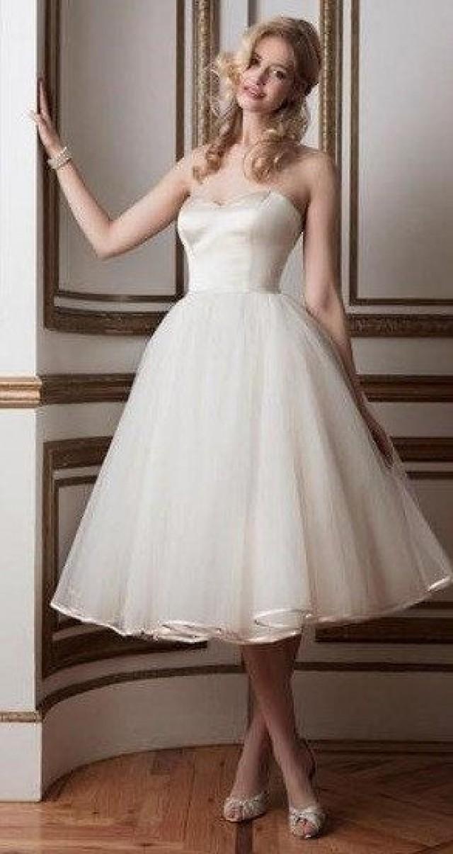 wedding photo - Strapless Sweetheart Tea Length Tulle Wedding Dress
