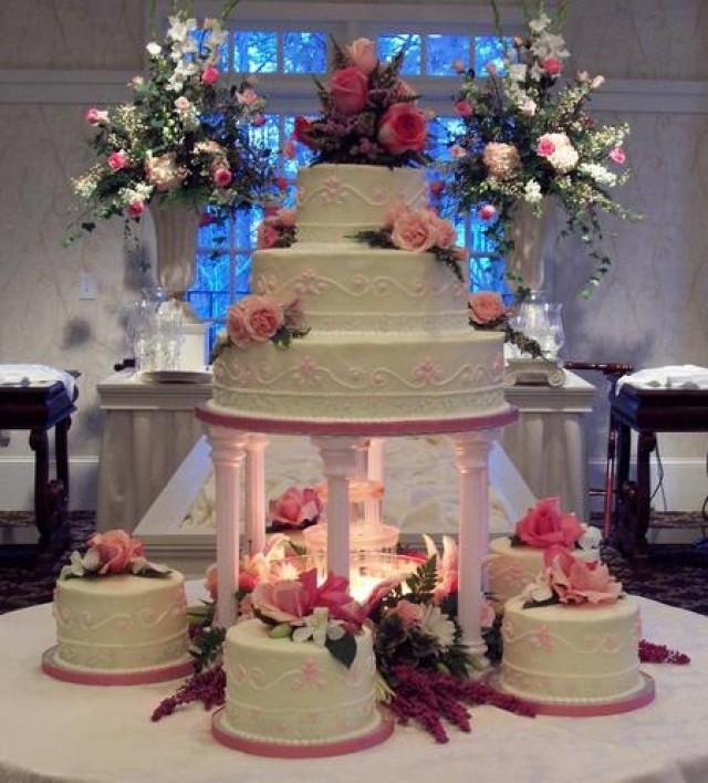 wedding photo - How to Select Wedding Cake in the 21st Century and Tips to Save Money