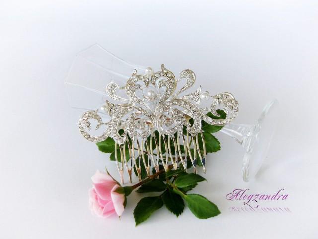 wedding photo - Bridal Headpieces, Crystals and Pearls Bridal Hair Comb, Wedding Hair Pieces, Rhinestone Combs, Wedding Hair Accessories, - $29.99 USD