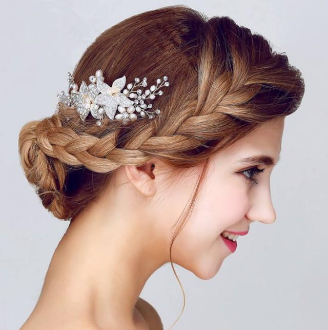wedding photo - Bridal glam vintage swarovski crystal hair comb. Rhinestone jewel wedding headpiece
