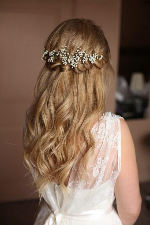 Pretty Half Up Half Down Hairstyle For Romantic Brides