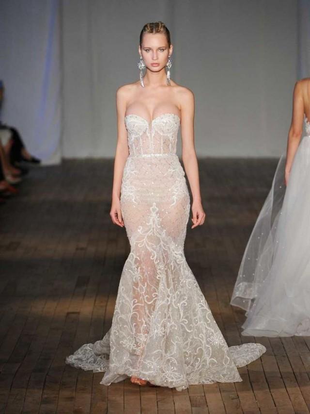 Sexy Wedding Dresses That Rocked The Runways