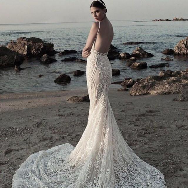 International & Exclusive Wedding Gowns And Accessories 