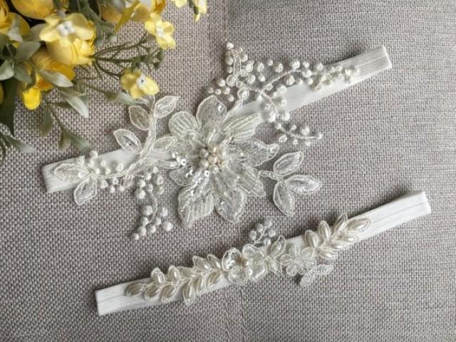 wedding photo - Bridal lace garter, wedding garter, Bridasl Gift Garter set, ivory garter, pearl garter, Rustic Garter,