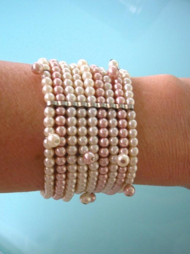 wedding photo - Pink And White Pearl Bracelet, Pinks Pearls, Vintage Pearl Bracelet, Pearl Wristlet, Expandable Bracelet, Bridal Pearl Bracelet, Art Deco