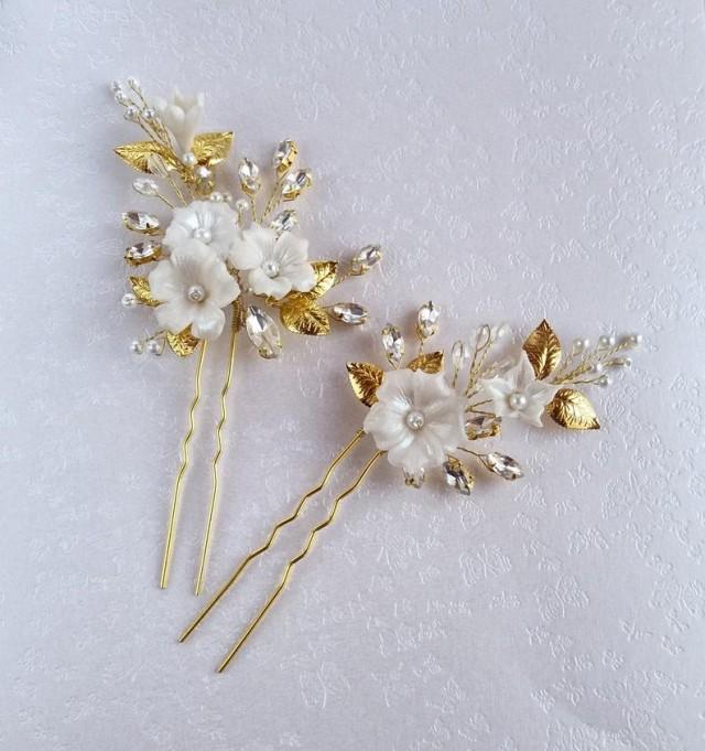 wedding photo - Bridal hair pins with white flowers, gold leaves and crystals, Wedding hair piece for bridesmaid, Bridal headpiece Floral hair pin