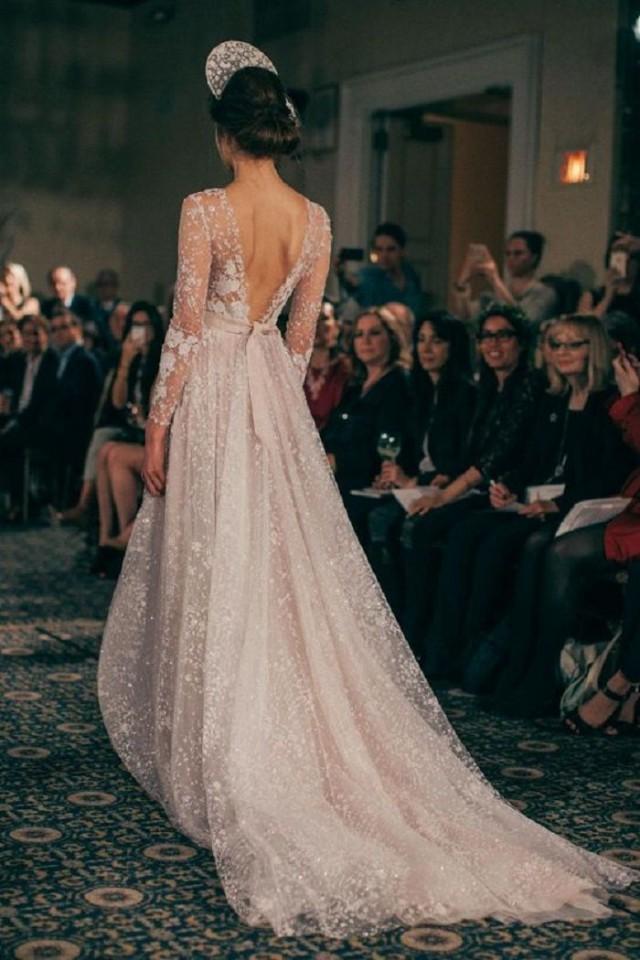 Winter Wedding Gowns For Any Winter Wedding That You’ll Love