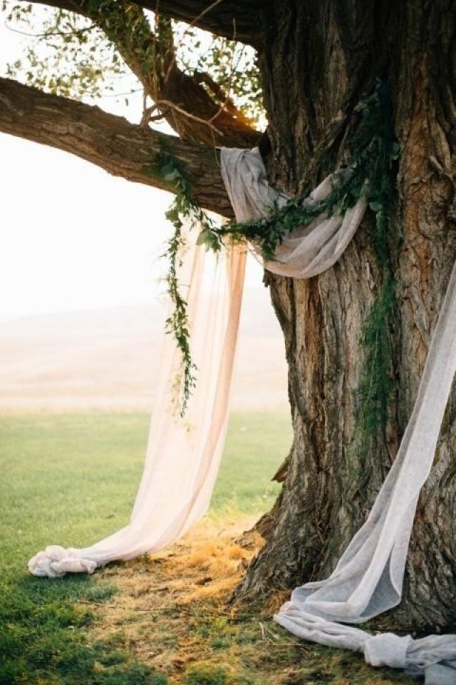 26 Simple And Cute Spring Backyard Wedding Ideas