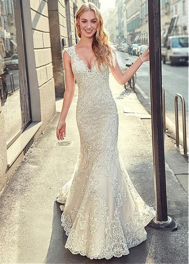 [283.60] Stunning Tulle V-neck Neckline Mermaid Wedding Dress With Lace Appliques & Beadings