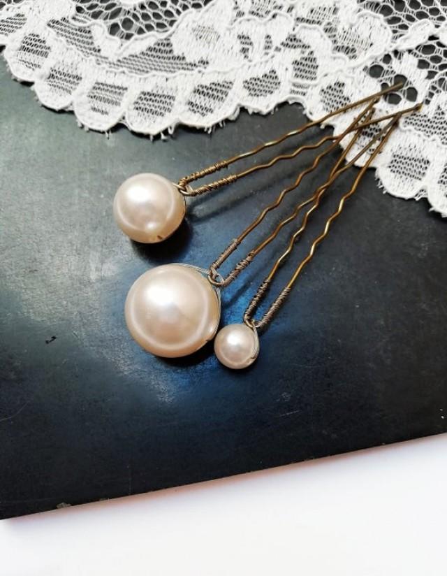 wedding photo - Pearl hair pins. Wedding hair accessories.