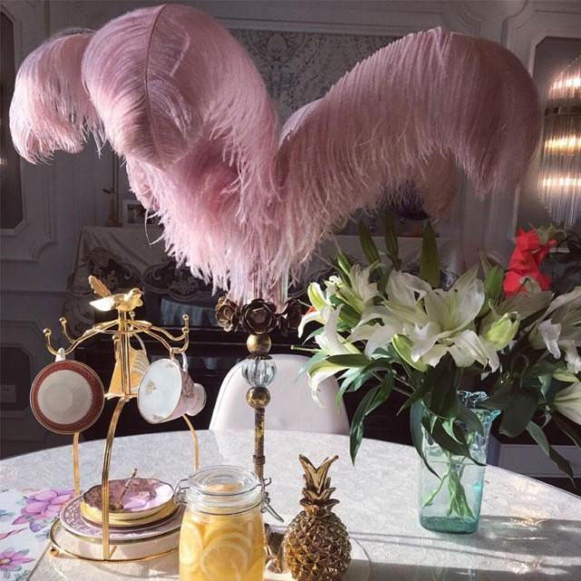 wedding photo - 100 Dusky Pink/Grey Pink Ostrich feathers for wedding centerpiece