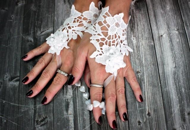 wedding photo - White bridal short lace gloves, flower girls wedding accessories, cute bridal fingerless gloves, 3D flower gloves, bridal cuff, Wedding gift