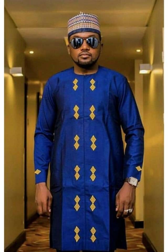 blue and gold men&#39;s African outfit, African men&#39;s clothing / wedding suit/dashiki / African men&#39;s shirt/ vêtement africain/ chemise et panta