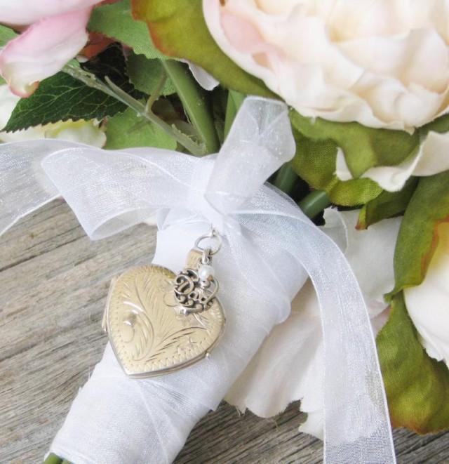 wedding photo - Wedding Bouquet Locket In Memory of Dad, Dad Bouquet Photo Charm, Gift For Bride- DS925