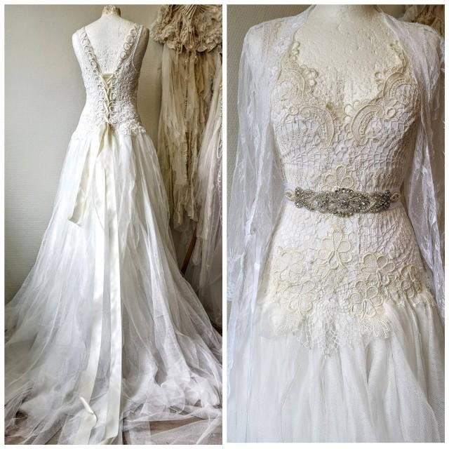 Wedding dress lace ,ethereal wedding dress,alternative wedding dress, boho wedding dress,raw rags wedding dress open back,vintage lace dress
