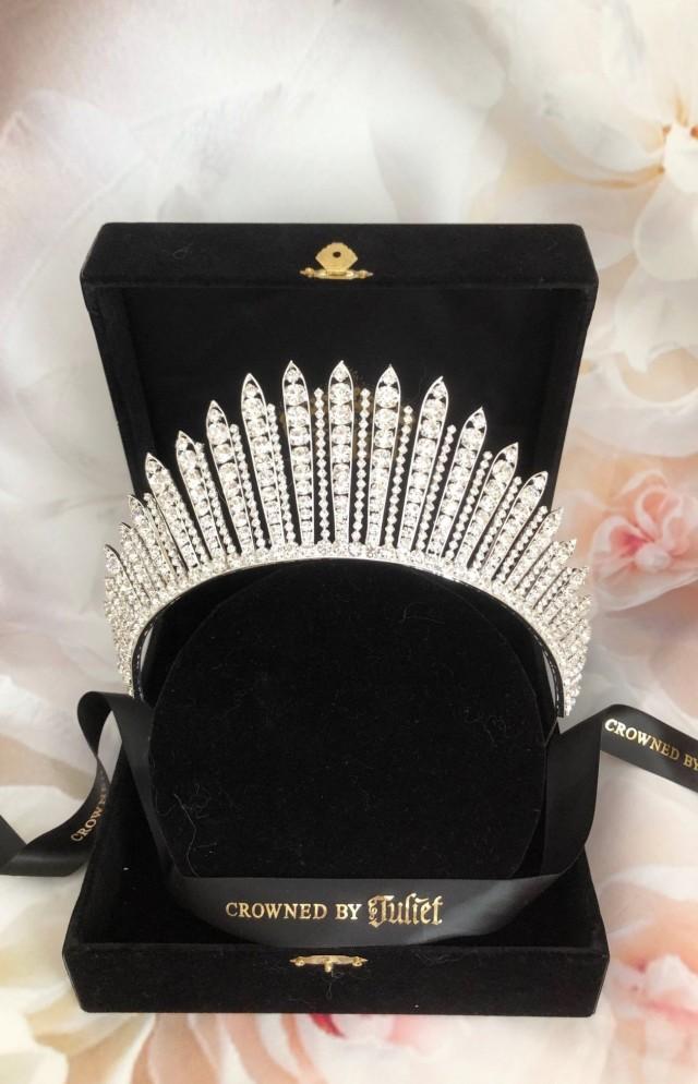 Queen Elizabeth Crown, FRINGE Tiara,  Brida Tiara, Royal Tiaras, Wedding crowns, Beatrice  The Crown, Reign, Princess Tiaras, Gifts for Her