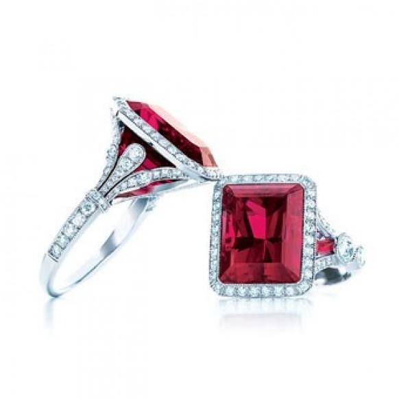 Luxury Diamond and Ruby Ring 