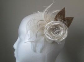Wedding - Vintage Rose Wedding Hair Piece, Champagne Peacock Fascinator, Ivory Flower Bridal Head Piece, Birdcage Veil
