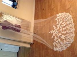 Wedding - High quality beautiful long veil with lace at the edge cathedral lenght