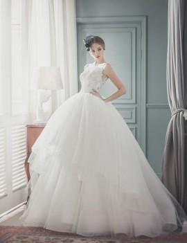 Wedding - If You’re Dreaming Of A Princess-worthy Gown, You Really Need To See This One!